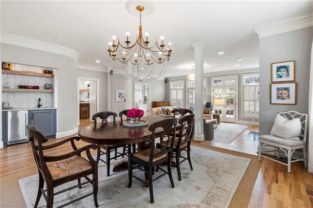 1023 Saint James Crossing NE, Brookhaven, GA 30319