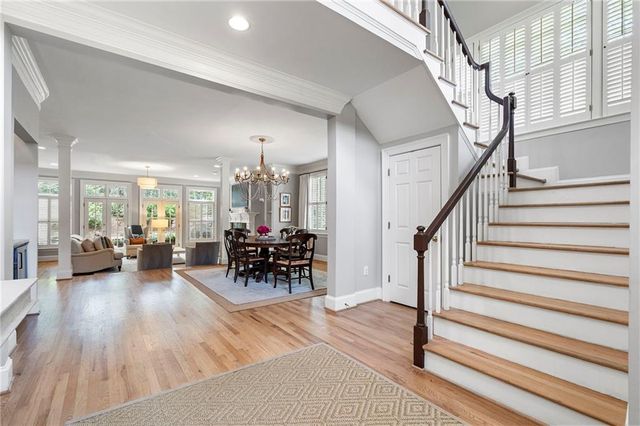 1023 Saint James Crossing NE, Brookhaven, GA 30319