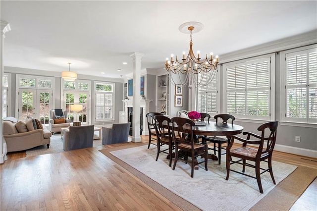 1023 Saint James Crossing NE, Brookhaven, GA 30319