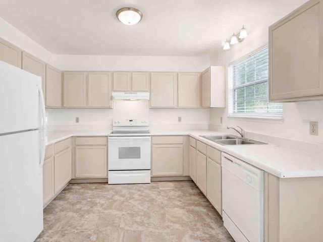 7270 WESTPOINTE BOULEVARD 910, Orlando, FL 32835