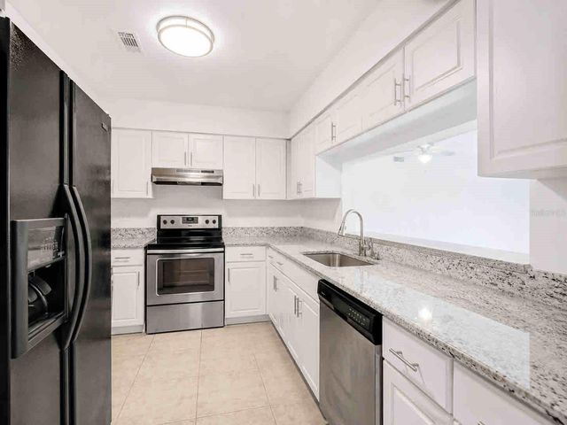 7270 WESTPOINTE BOULEVARD 910, Orlando, FL 32835