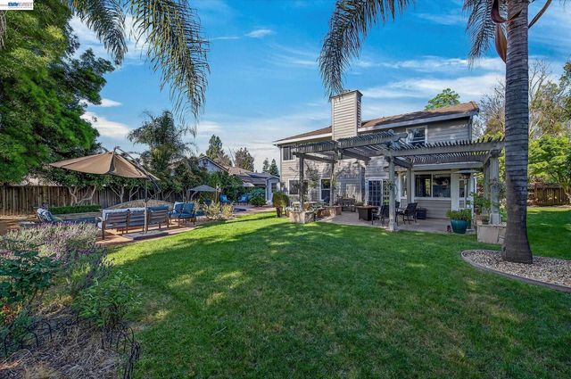 5723 Felicia Aveue, Livermore, CA 94550