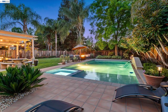 5723 Felicia Aveue, Livermore, CA 94550