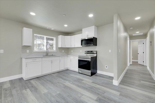 4470 College Way, Olivehurst, CA 95961