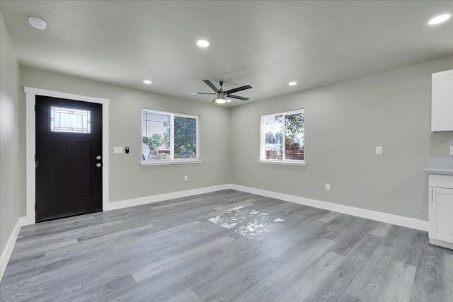 4470 College Way, Olivehurst, CA 95961