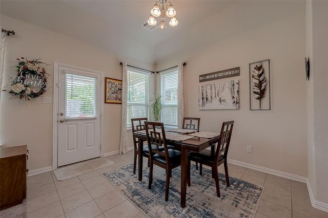 8434 Sunset Isles Drive, Baytown, TX 77521