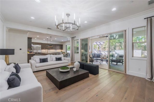 27649 Skylark, Saugus, CA 91350