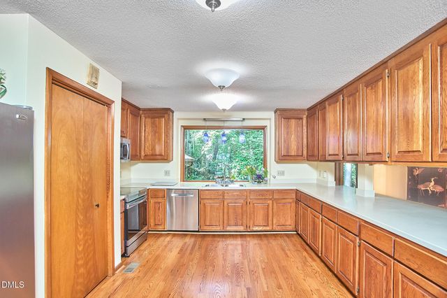 152 Cedar Hills Circle, Chapel Hill, NC 27514