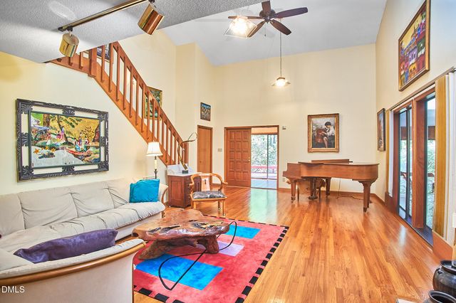 152 Cedar Hills Circle, Chapel Hill, NC 27514