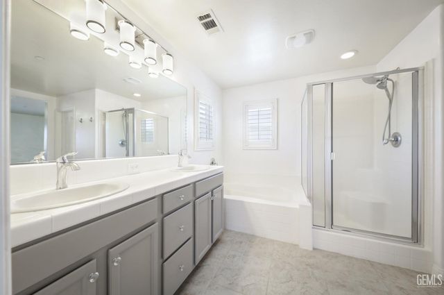 1829 Delacorte Drive, Bakersfield, CA 93311