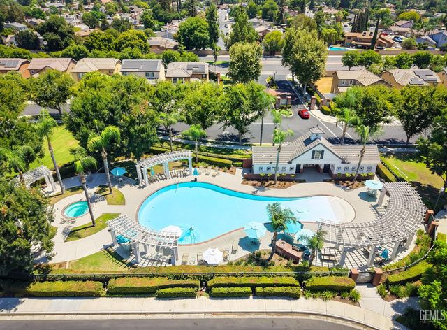 1829 Delacorte Drive, Bakersfield, CA 93311