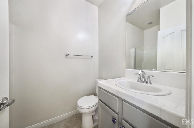 1829 Delacorte Drive, Bakersfield, CA 93311