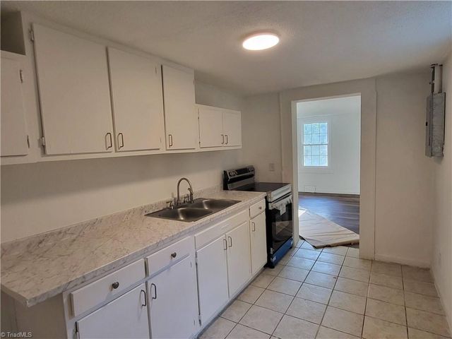 803 Mobile Street, High Point, NC 27260