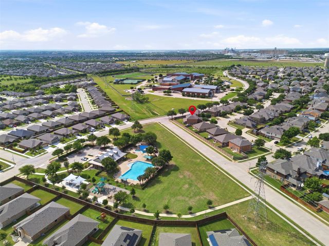 8228 Misty Water Drive, Fort Worth, TX 76131