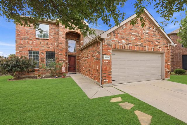 8228 Misty Water Drive, Fort Worth, TX 76131