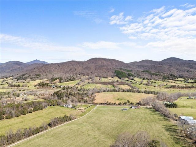 1165 Crouch RD, Montvale, VA 24122