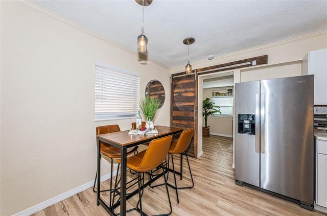 5880 81ST AVENUE N, Pinellas Park, FL 33781