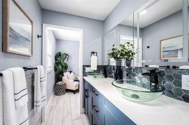 5880 81ST AVENUE N, Pinellas Park, FL 33781