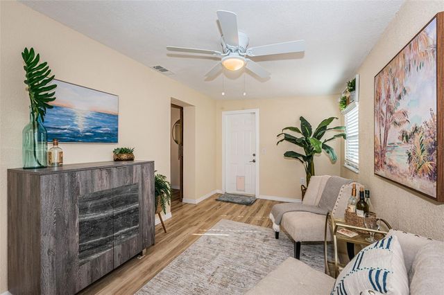 5880 81ST AVENUE N, Pinellas Park, FL 33781