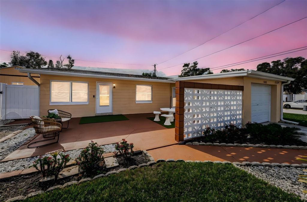 5880 81ST AVENUE N, Pinellas Park, FL 33781