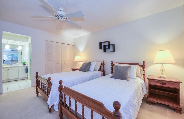 13811 MISSION OAKS BOULEVARD E, Seminole, FL 33776