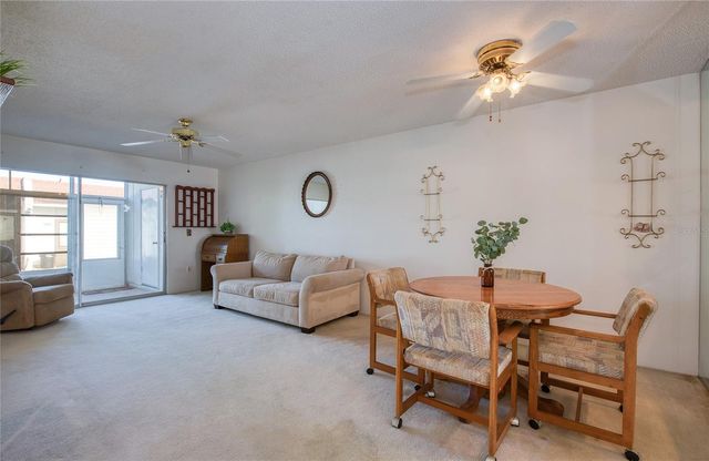 13811 MISSION OAKS BOULEVARD E, Seminole, FL 33776