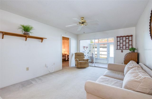 13811 MISSION OAKS BOULEVARD E, Seminole, FL 33776