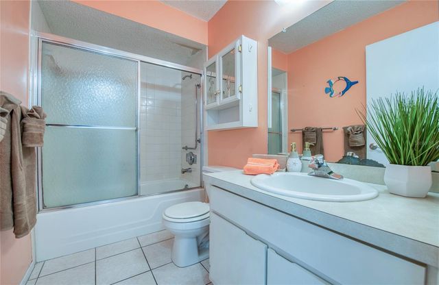 13811 MISSION OAKS BOULEVARD E, Seminole, FL 33776