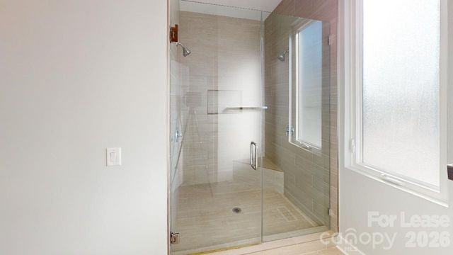 423 Coxe Avenue, Charlotte, NC 28208