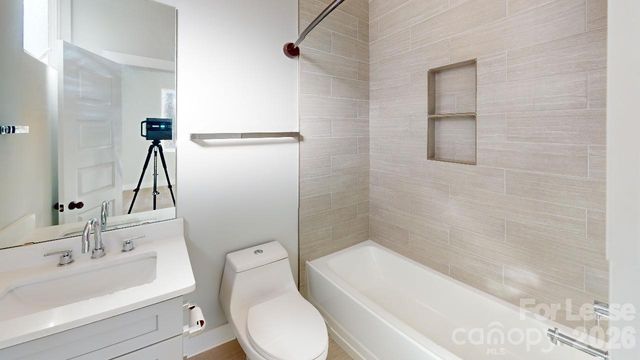 423 Coxe Avenue, Charlotte, NC 28208