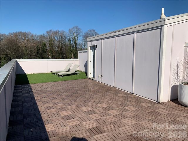 423 Coxe Avenue, Charlotte, NC 28208