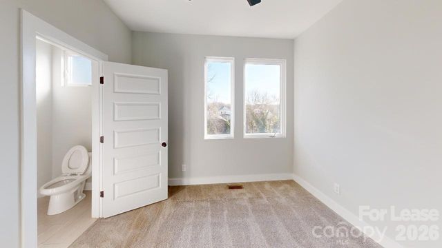 423 Coxe Avenue, Charlotte, NC 28208