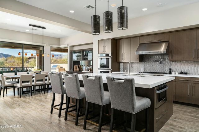 10238 E RISING SUN Drive, Scottsdale, AZ 85262