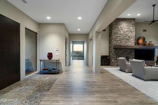 10238 E RISING SUN Drive, Scottsdale, AZ 85262