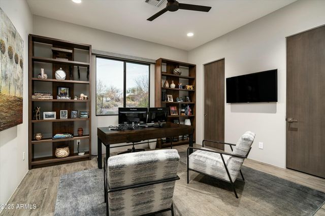 10238 E RISING SUN Drive, Scottsdale, AZ 85262