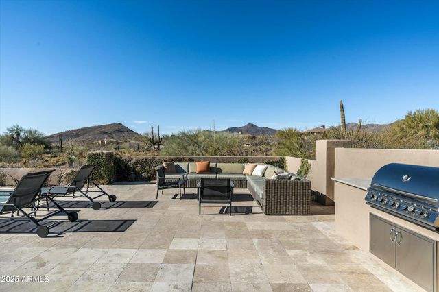 10238 E RISING SUN Drive, Scottsdale, AZ 85262