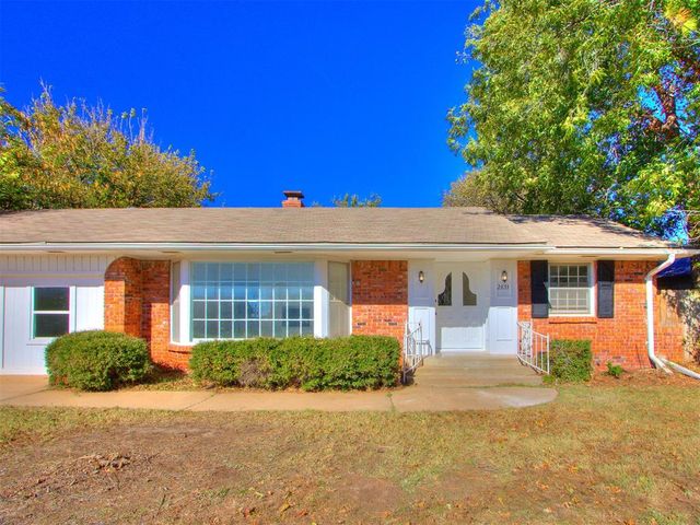 2833 Chaucer Drive, Oklahoma City, OK 73120