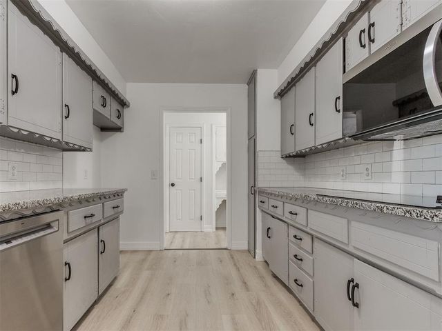 2833 Chaucer Drive, Oklahoma City, OK 73120