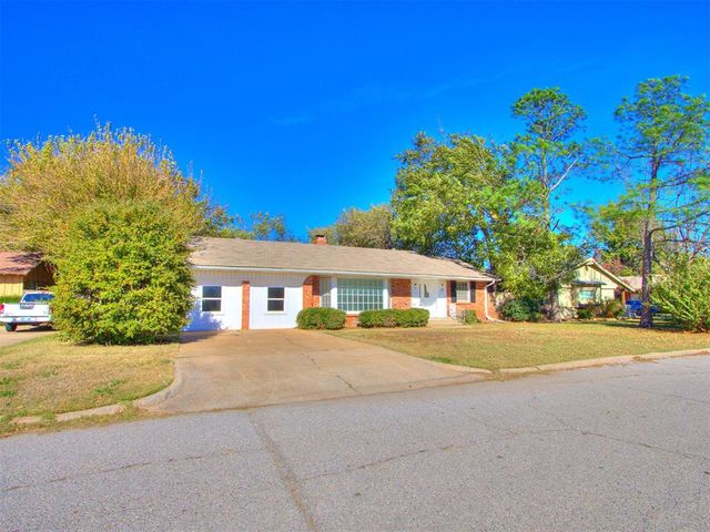 2833 Chaucer Drive, Oklahoma City, OK 73120