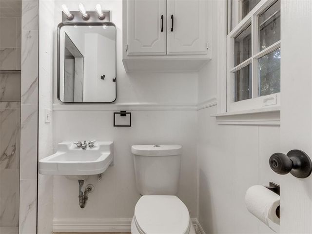 2833 Chaucer Drive, Oklahoma City, OK 73120