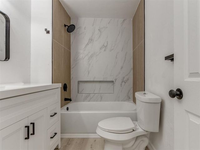 2833 Chaucer Drive, Oklahoma City, OK 73120