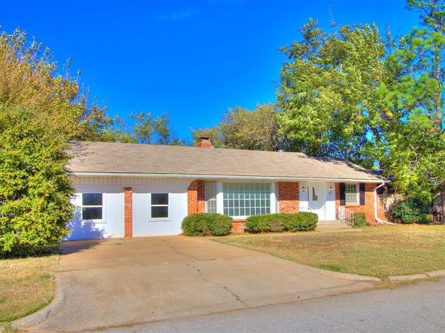 2833 Chaucer Drive, Oklahoma City, OK 73120