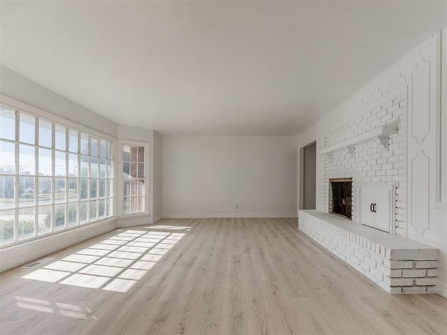 2833 Chaucer Drive, Oklahoma City, OK 73120