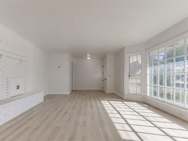 2833 Chaucer Drive, Oklahoma City, OK 73120