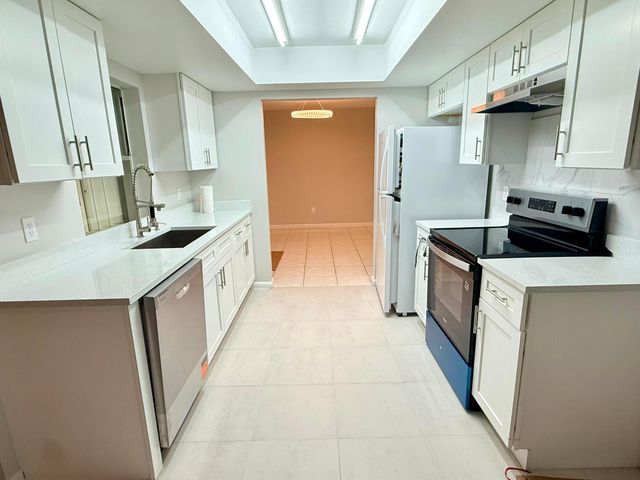 22800 SW 54th Way, Boca Raton, FL 33433