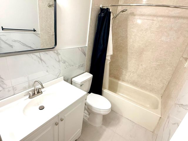22800 SW 54th Way, Boca Raton, FL 33433