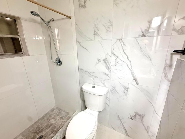 22800 SW 54th Way, Boca Raton, FL 33433