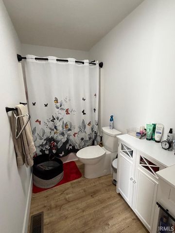 205 E Lewis Street, Carlisle, IN 47838