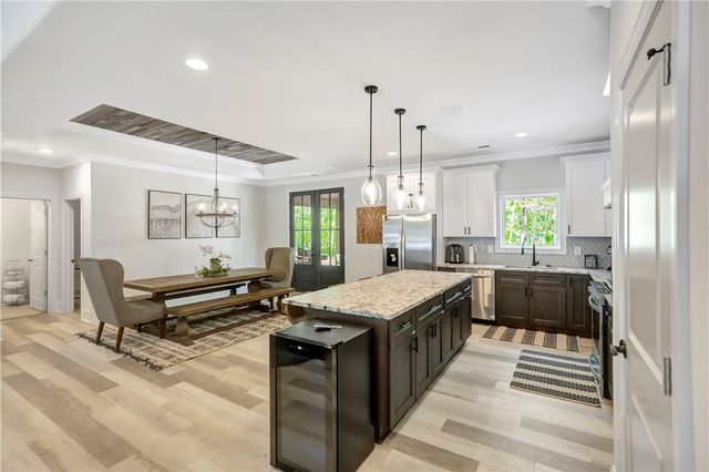 102 Jocassee Falls Road, Salem, SC 29676