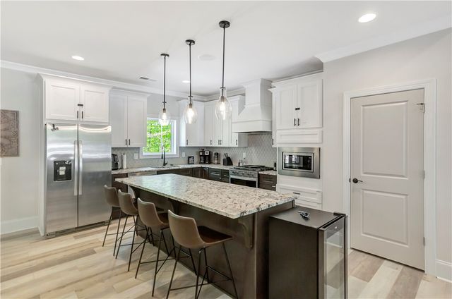 102 Jocassee Falls Road, Salem, SC 29676